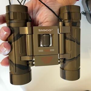 Tasco 10x25 Fully Coated Optics 286 feet 1000 yards 96M 1000M #168BCR Dark Green